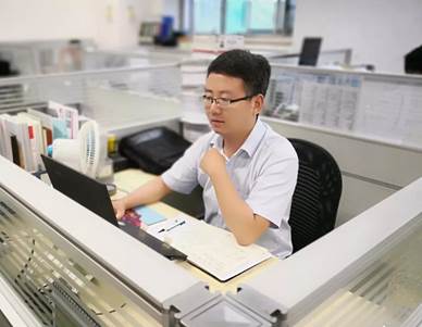 楷模的力量，GA黄金甲人身边的“优良共产党员”