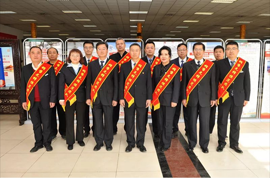 GA黄金甲召开销售前锋圭表团队赞美大会